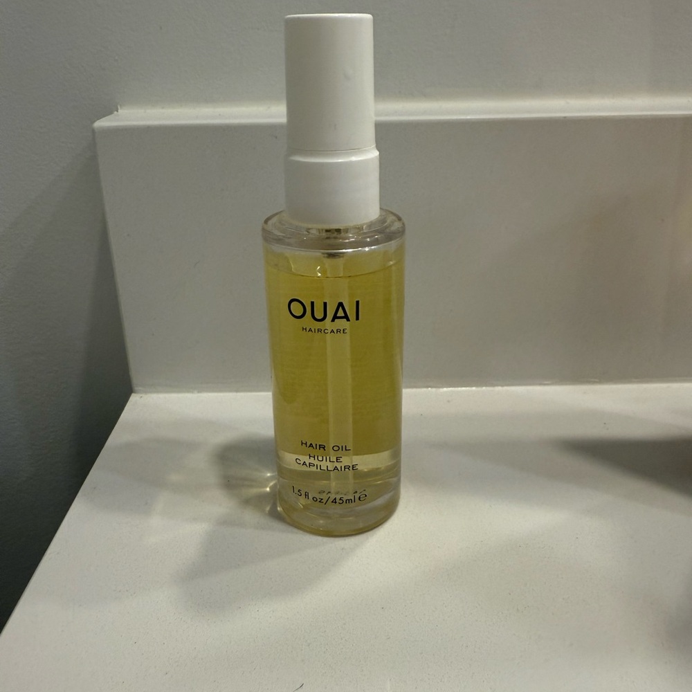 OUAI Hair oil 1.5 oz almost brand new